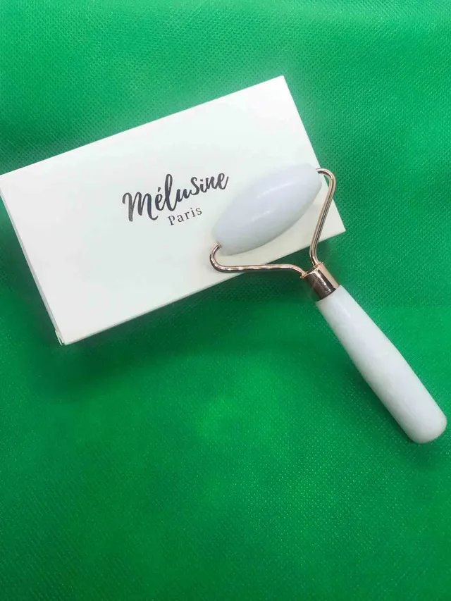 Mélusine Accessoires roller quartz blanc visage massage