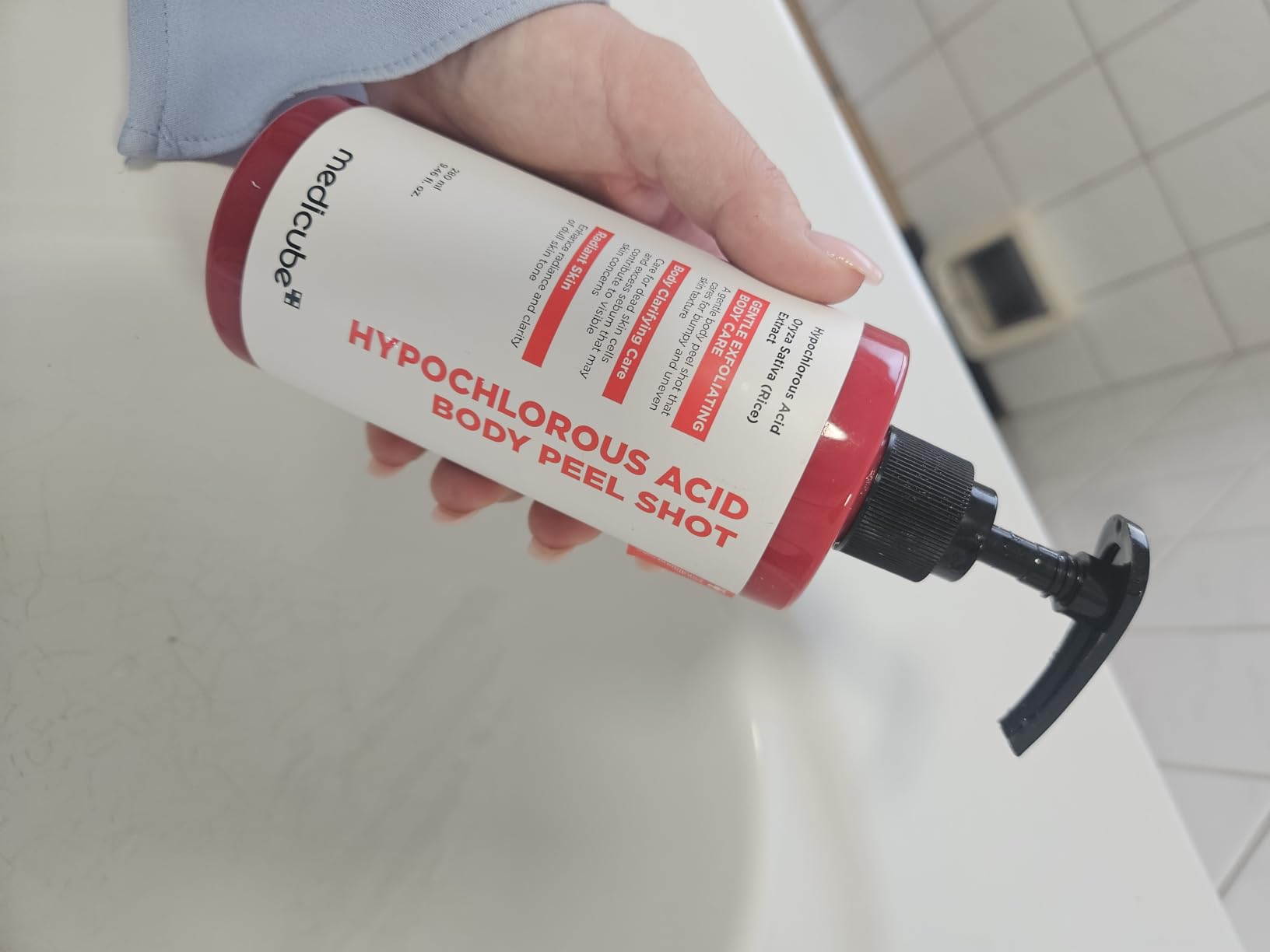 Medicube Red Body Peel Shot Peeling Corps acide hypochloreux